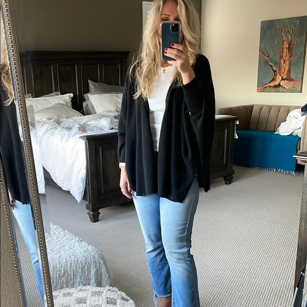 Chic Black Women's Sweater